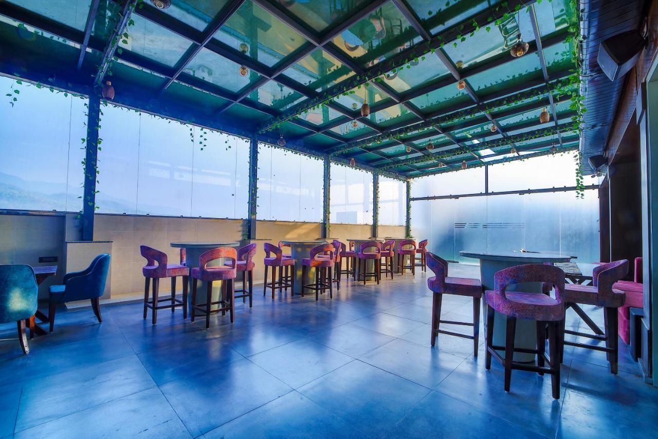 Hotel Holy Vivasa Rishīkesh Zewnętrze zdjęcie