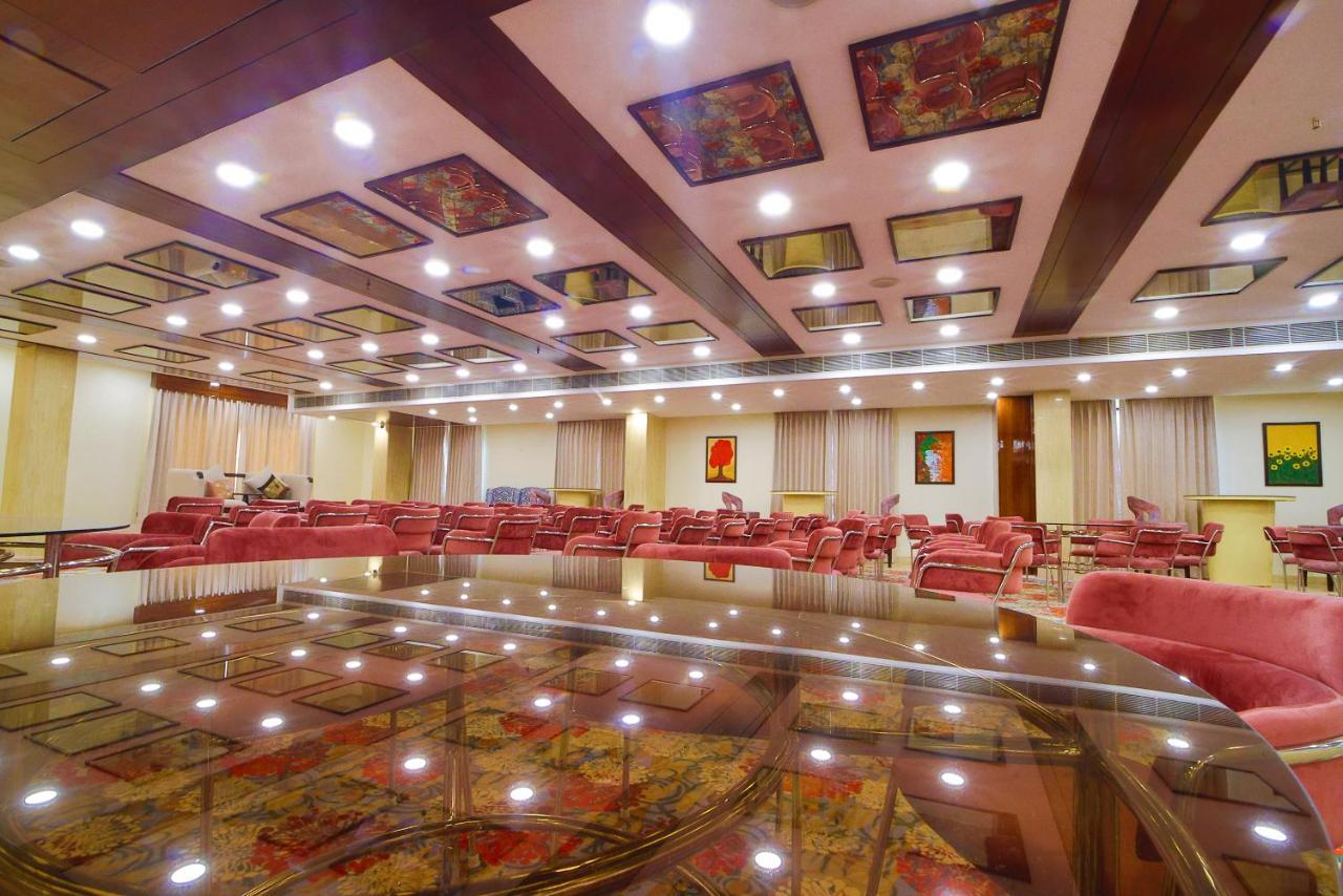 Hotel Holy Vivasa Rishīkesh Zewnętrze zdjęcie