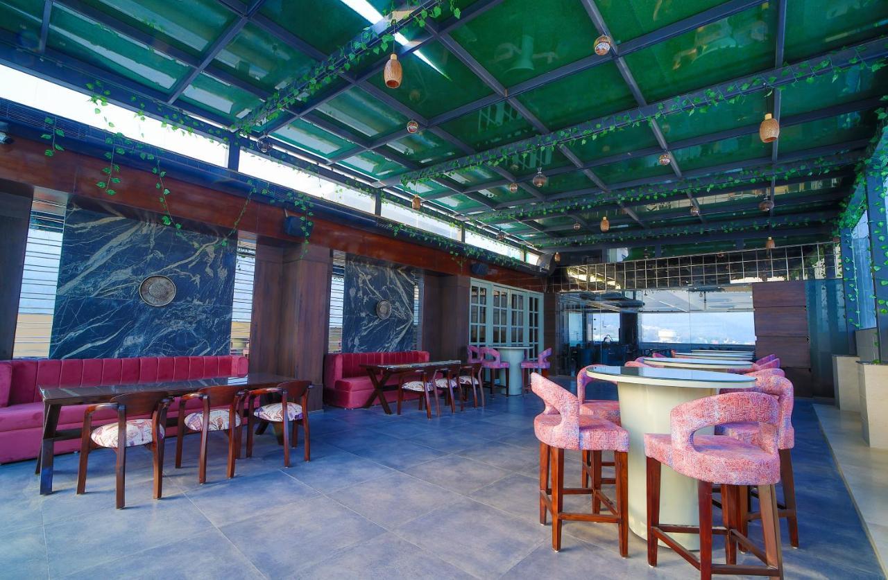 Hotel Holy Vivasa Rishīkesh Zewnętrze zdjęcie