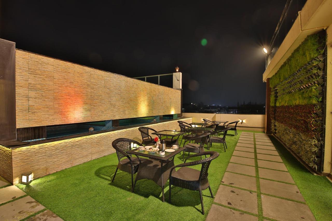 Hotel Holy Vivasa Rishīkesh Zewnętrze zdjęcie